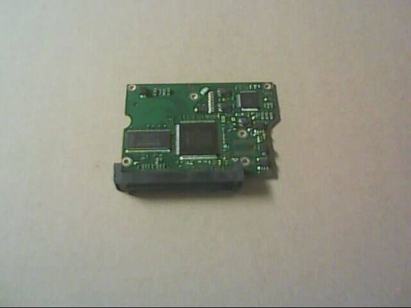PCB 102652 100535704 REV D SEAGATE ST500DM002 1BD142-543 FW KC67 DATE