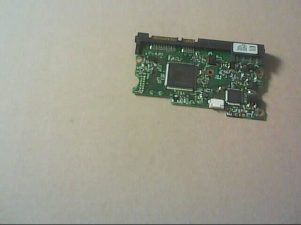 PCB 102666 F 0A29531 01 HITACHI HDT725032VLA380 0A33691 16383/16/63