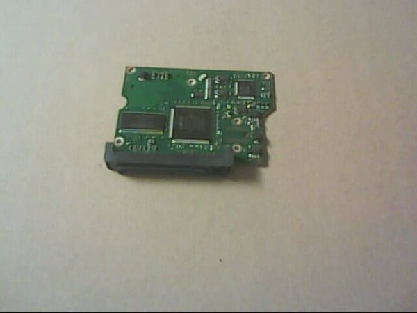 PCB 102686 100535704 REV D SEAGATE ST500DM002 1BD142-542 FW KC66 DATE