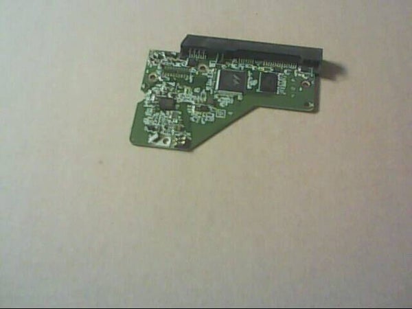 PCB 102765 2060-771824-006 REV A WESTERN WD10EZEX-75ZF5A0 MY-0PGD3Y 77