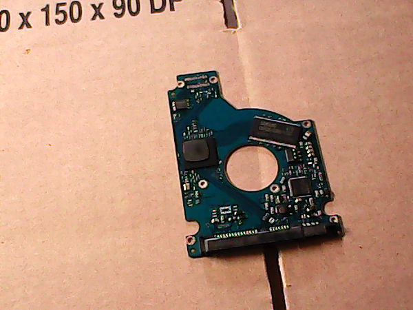 PCB 200201 100654403 REV B ST320LT020 9YG142-285