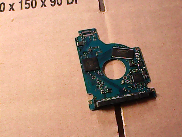 PCB 200217 100664637 REV A 100664635 C K242G52U