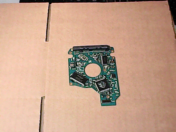PCB 200270 G002641A 11A1 MK6465GSX HDD2H81 E UM01 S
