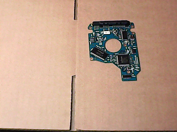 PCB 200371 G002706A MK2565GSXN HDD2J14 B UL01 T 010 A0/GH101M