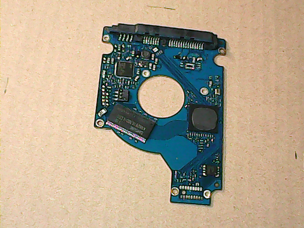 PCB 200425 100611631 REV A SEAGATE ST250LT007 9ZV14C-031 FW 0003DEM1