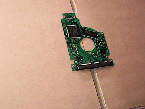 PCB 200443 100484444 REV A ST9160827AS 9DG133-285 FW 3.AAA