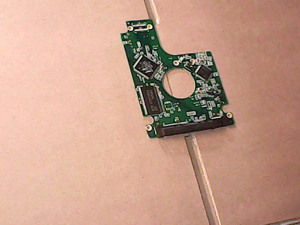 PCB 200449 2060-701499-000 REV A WD3200BEVT-22ZCT0 FW T0