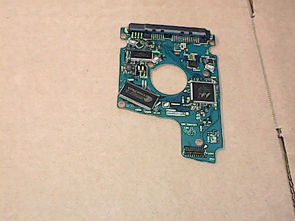 PCB 200496 G003235B TOSHIBA MQ01ABF050 REV AAH AA00/AM002C 697243-001