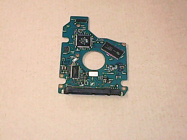 PCB 200498 G002217A TOSHIBA MK1646GSX HDD2D92 B UK01 T 010 B0/LB113M