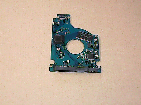 PCB 200555 100536286 REV E SEAGATE ST9250315AS 9HH132-286 FW 0002SDM1