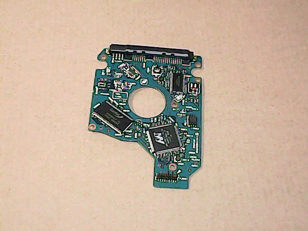 PCB 200562 G002641A TOSHIBA MK6465GSX HDD2H81 F VL01 T 594920-001