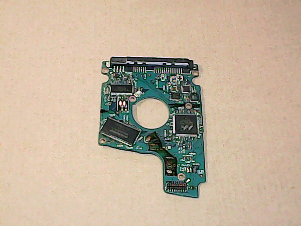 PCB 200574 G003138A TOSHIBA MQ01ABD050 AAE AA01/AX002J
