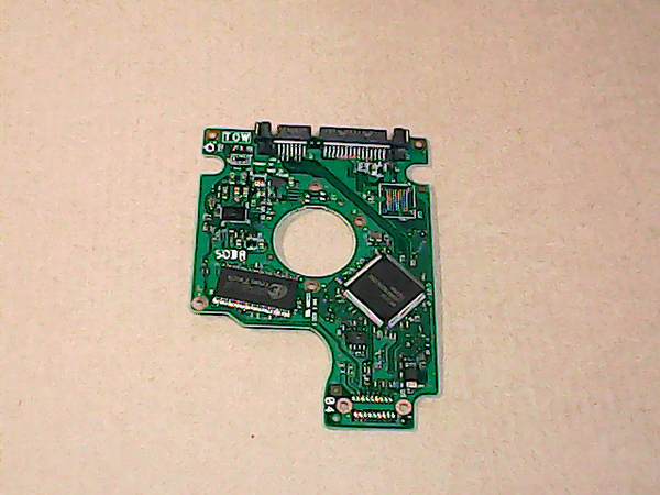 PCB 200598 220 0A90002 01 HITACHI HTS543225L9A300 0A57295 A C40J A/A