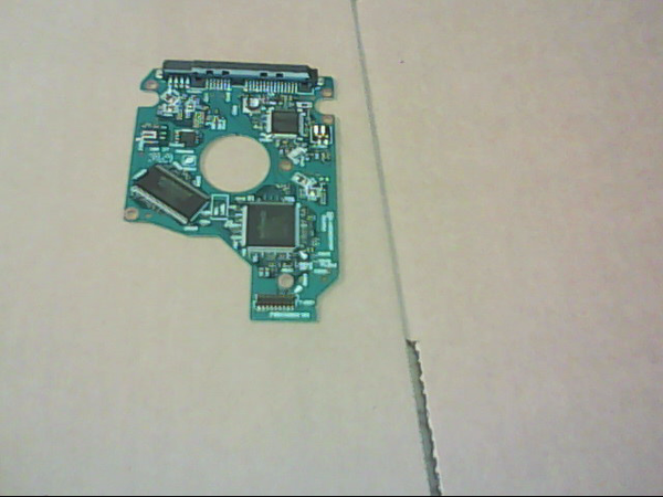 PCB 200681 G002822A TOSHIBA MK2561GSY MC001D HDD2E84