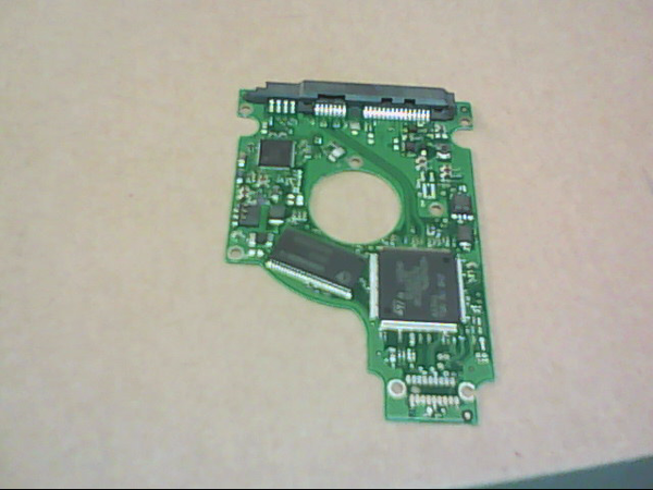 PCB 200697 100484444 REV A SEAGATE ST9250827AS 9DG134-188 FW 3.AAA DATE 09295