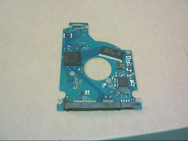 PCB 200758 100536286 REV E SEAGATE ST9500325AS 9HH134-286 FW 0002SDM1