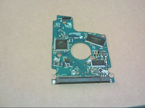 PCB 200825 G003235C FKN92B A5A003235010 B TOSHIBA MQ01ABD100 REV AAE AB01