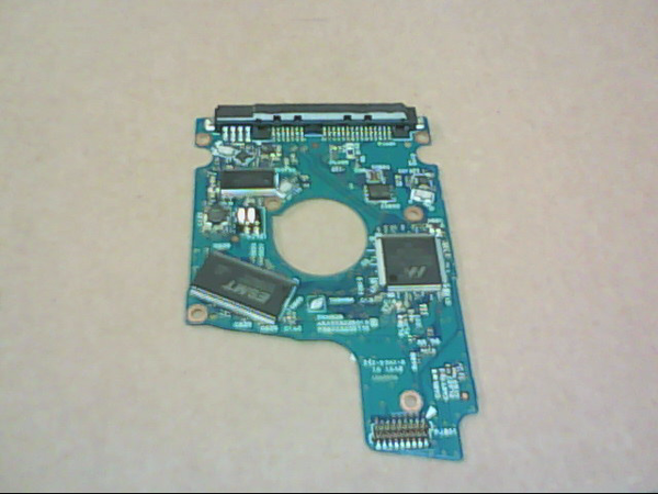 PCB 200862 G003235C FKN92B A5A003235010 B P5B003235770 TOSHIBA MQ01ABD100