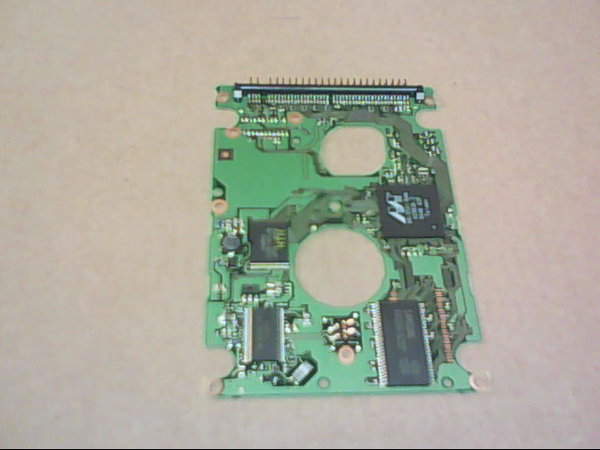 PCB 200872 CA26325-B18104BA FUJITSU MHT2040AH PL ID YTTN CA06377-B11400DL