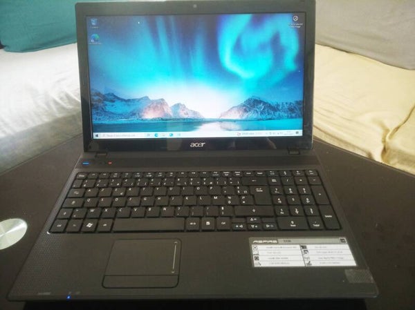 Ordinateur portable ACER ASPIRE 5336 4GB RAM Intel Celeron 900 240 GB PCP0183