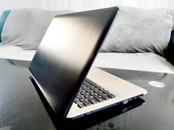 Ordinateur portable ASUS F541U F541UA-XX061T 8GB RAM SSD 240 GB PCP0272