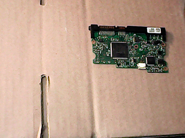 PCB 100623 F 0A29582 01 0A29695 HDS721680PLA380 0A33931 404024-001 BA2532