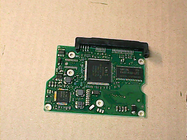 PCB 100720 100535704 REV C 5701 AK SEAGATE ST250DM000 FIRMWARE HP73