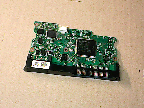 PCB 100810 B 0A29531 01 HITACHI HDS721680PLA380 FR BDA HR 03 HP PN 404024-0001