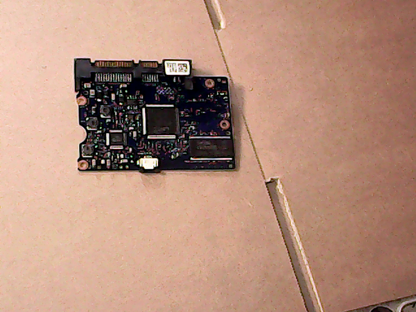 PCB 100921 110 0A90368 01 HDS721050CLA662 647466-001 FW 41A