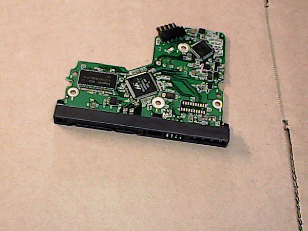 PCB 100994 2060-701393-002 REV B WESTERN WD3000JS-63PDB1