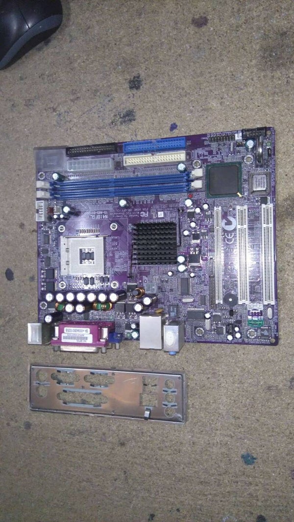 Carte mere nec N4IBFGL V1.2 Socket 478