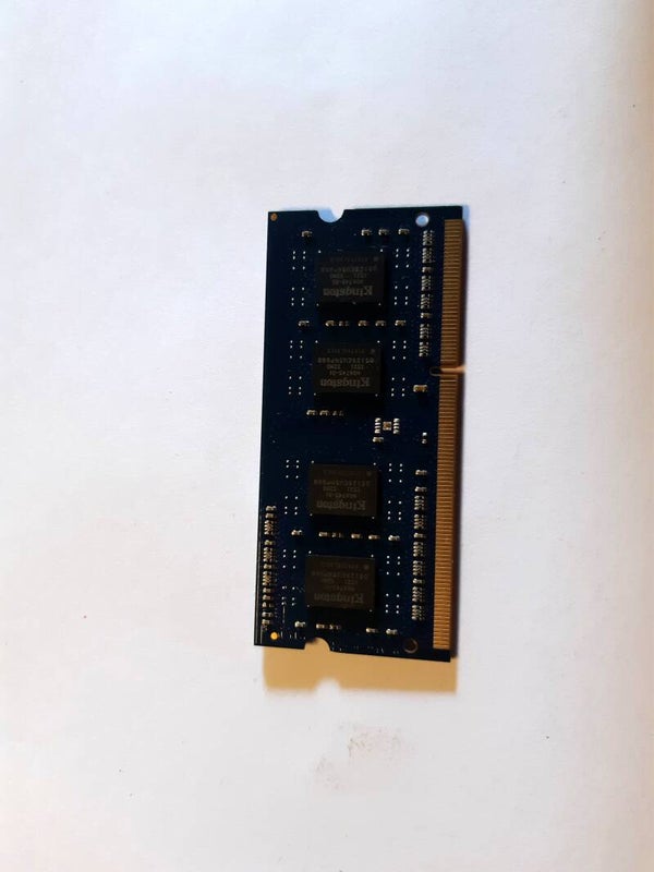 barette RAM SO-DIMM 1GB DDR3 PC3-8500 1066mHz