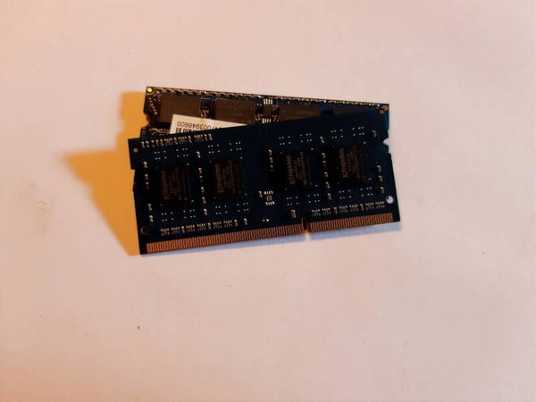 Lot 2 barettes RAM SO-DIMM 4GB DDR3 PC3-10600 1333mHz