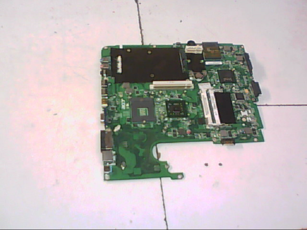 Carte mere DA0ZY2MB6E0 Rev E Acer 7730G-734G32Mn