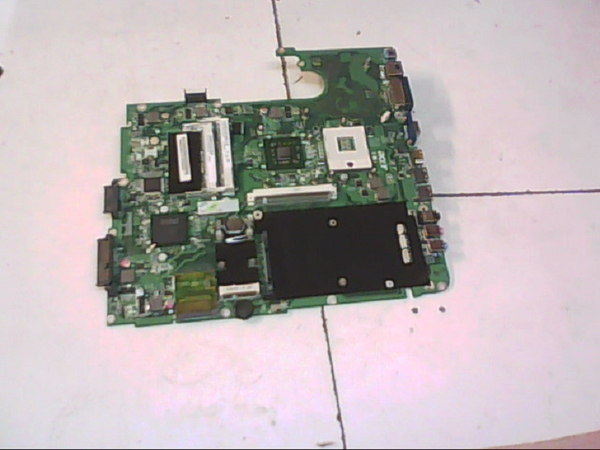 Carte mere DA0ZY2MB6F1 DAOZY2MB6F1 Rev F Acer 7730 ZY6
