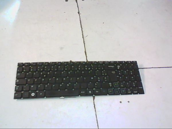Clavier CNBA5902942BBYNF FR Rev 3.0 Samsung NP300E7A