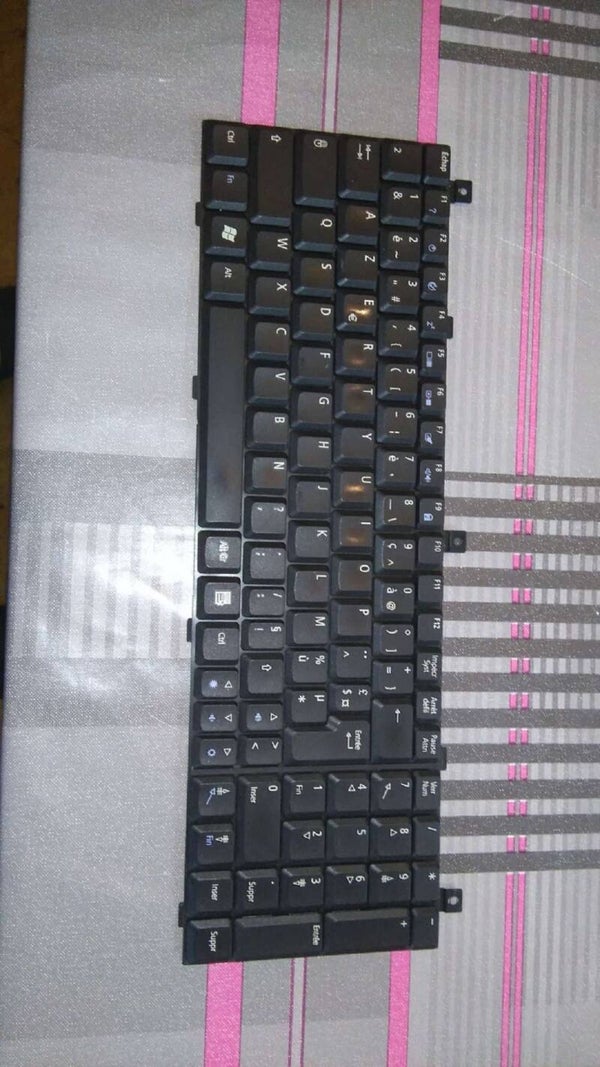 Clavier K022602B1 ACER 9500 DQ70