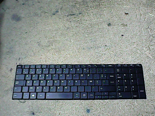 Clavier MP-11B96F0-528B FR REV R1.0 Toshiba Satellite C50D-A-133