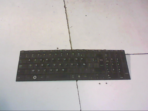 Clavier NSK-TT0SU 0F 9J.N9282.P0F Toshiba Satellite C850-155