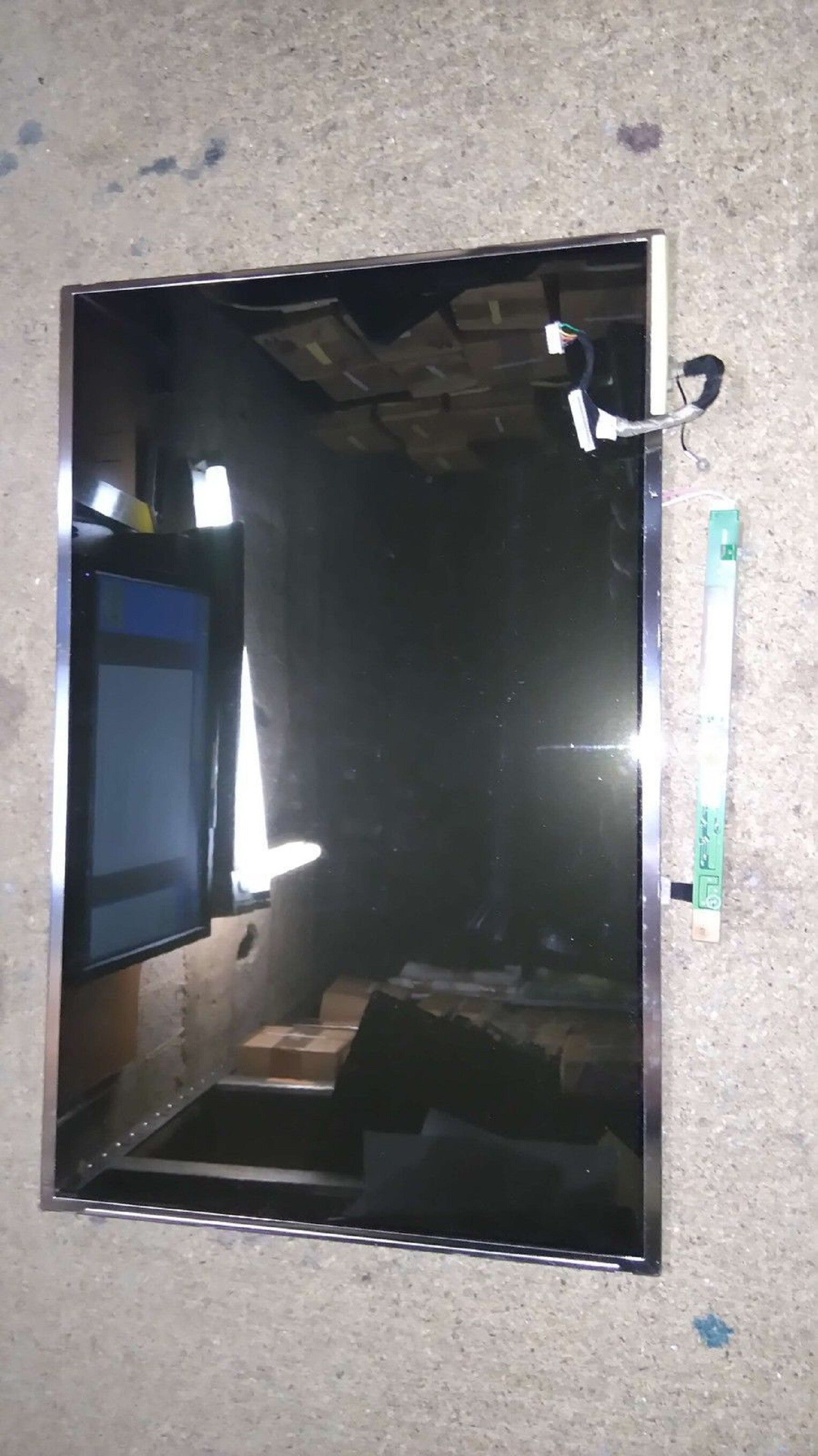 DALLE FUJITSU AMILO Pa2548