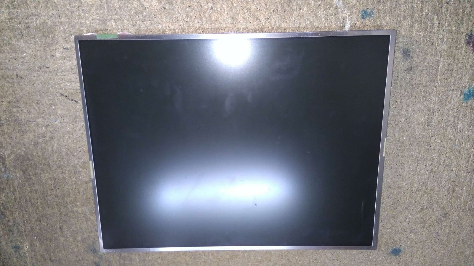 Dalle LP150X02 (A2)(P6) sans inverter sans nappe