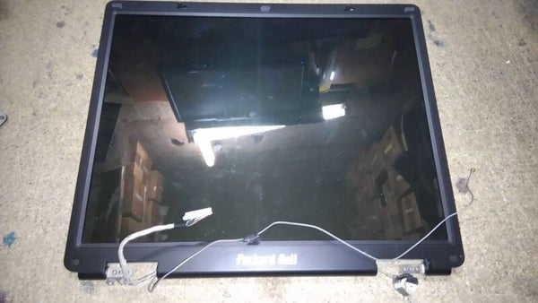 Ecran PACKARD BELL Easynote B6300