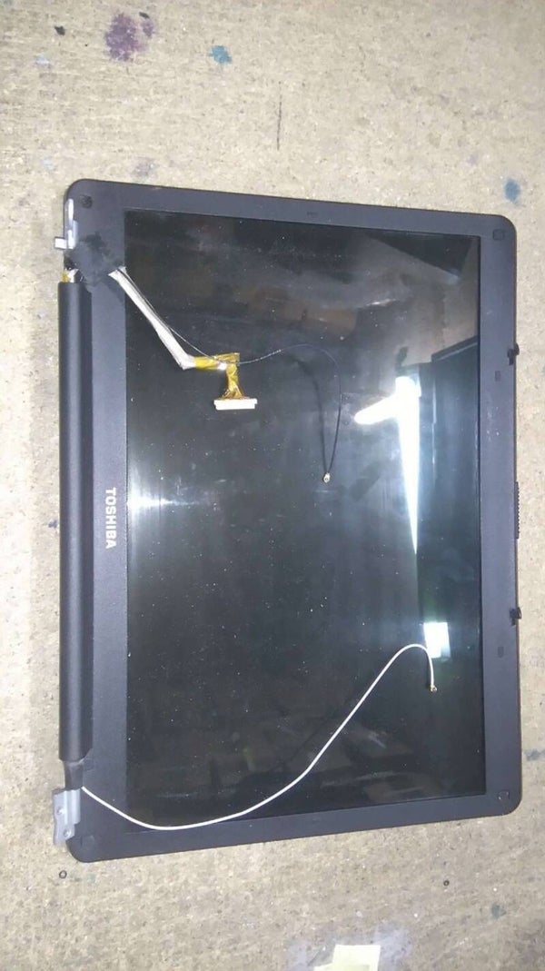 Ecran Toshiba Satellite PRO A210 PSAFHE-01700FFR