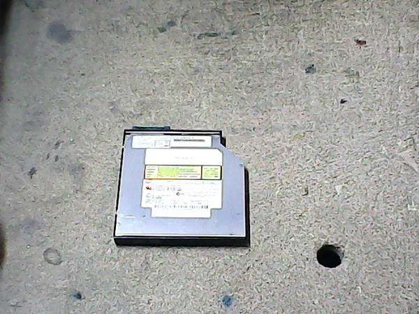 Graveur ND-6650A Fujitsu Lifebook E8110