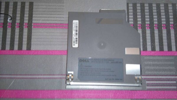 Lecteur 8W007-A01 DELL PP18L