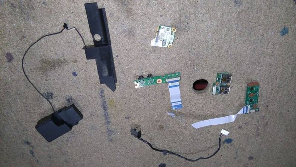 Lot de pieces 00169 HP Compaq Presario CQ71