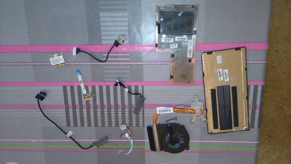 Lot de pieces 00258 HP COMPAQ CQ56-135SF