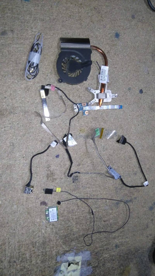 Lot de pieces 00484 HP CQ56-131sf