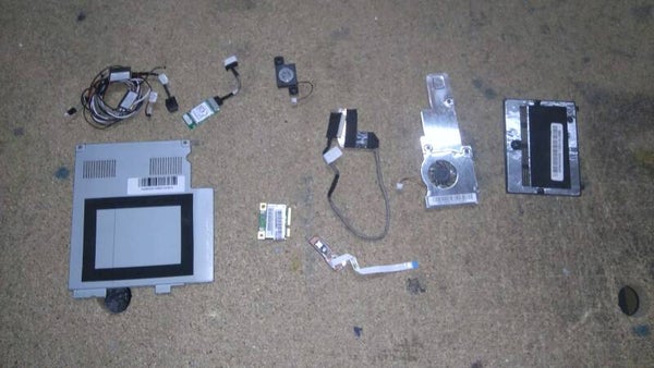 Lot de pieces 00606 Toshiba NB200-138