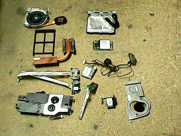 Lot de pieces 00651 HP Compaq nc8430